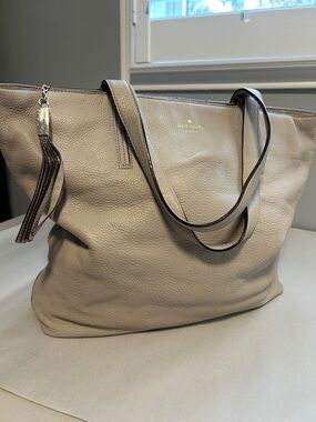 Kate Spade Large Beige Elliot Tote Bag